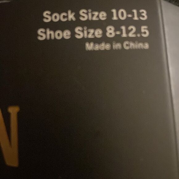 Free True Religion socks with $15 or more purchase! Or 1/6$ 2/10 - Picture 3 of 4